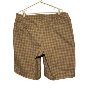 PGA TOUR SIZE 38 BEIGE PLAID GOLF SHORTS